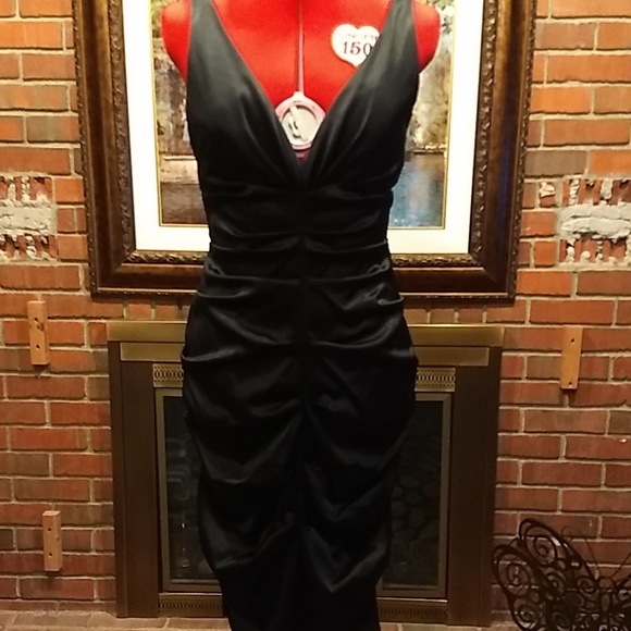 Xscape Dresses & Skirts - Xscape Sz 14 black ruched sleeveless sheath dress